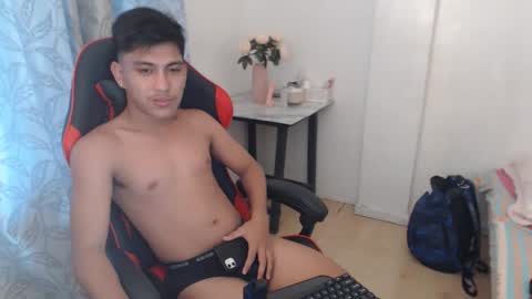 Snapshot of urcuteguy_jhonx chatting on 18, 9, 2025 Dannie online show from 18, 9, 2025