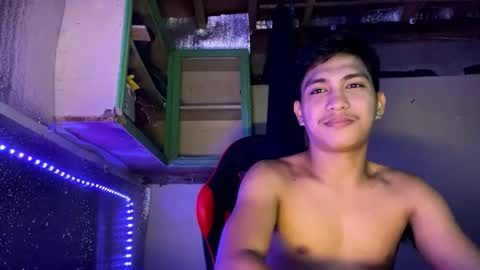 Snapshot of urcuteguy_jhonx chatting on 3, 10, 2025 Dannie online show from 3, 10, 2025