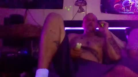Snapshot of urdaddy875867 chatting on 5, 4, 2026 urdaddy875867 online show from 5, 4, 2026