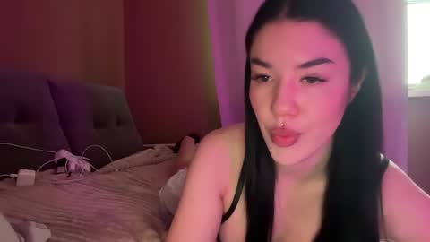 Snapshot of urdevilbaby chatting on 20, 12, 2024 Margo online show from 20, 12, 2024
