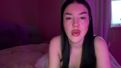 Snapshot of urdevilbaby chatting on 22, 12, 2024 Margo online show from 22, 12, 2024