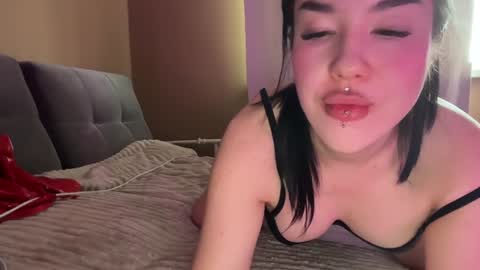 Snapshot of urdevilbaby chatting on 6, 2, 2025 Margo online show from 6, 2, 2025