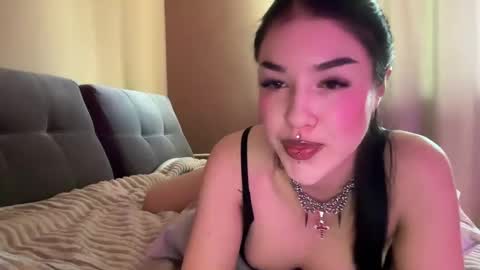 Snapshot of urdevilbaby chatting on 9, 3, 2025 Margo online show from 9, 3, 2025