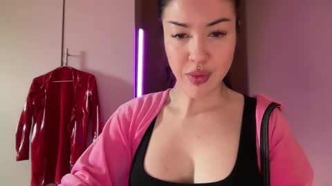 Snapshot of urdevilbaby chatting on 28, 9, 2025 Margo online show from 28, 9, 2025