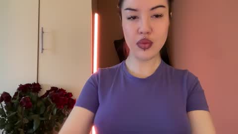 Snapshot of urdevilbaby chatting on 6, 10, 2025 Margo online show from 6, 10, 2025