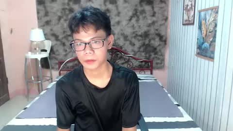 urdreamboy_doms online show from 3, 5, 2026