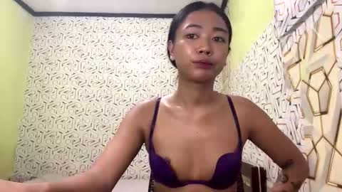 Snapshot of urfantacyjamaica chatting on 28, 4, 2026 ayumi reacher online show from 28, 4, 2026