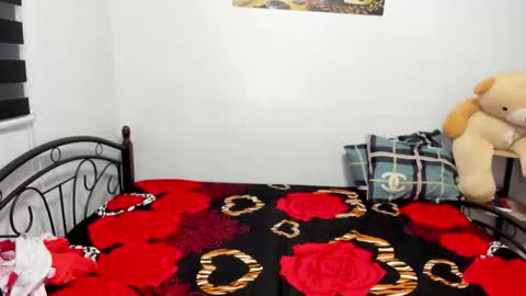 urfucker_vinz online show from 8, 3, 2026