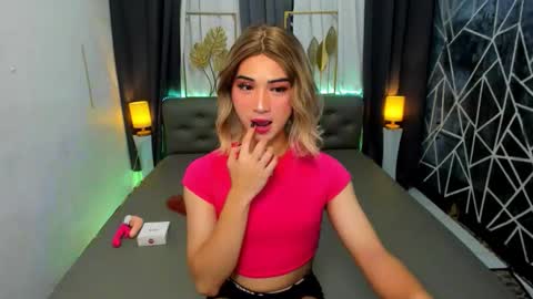 Snapshot of urgorgeous_matty chatting on 22, 9, 2025 BigCockSelfsuckerForYou online show from 22, 9, 2025