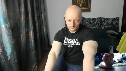 UrGymCrush online show from 7, 3, 2025