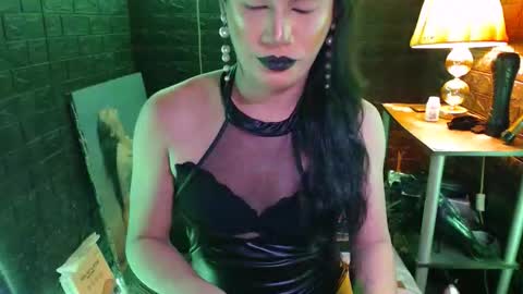 Snapshot of urhardcockqueenxxx chatting on 9, 10, 2025 queen norelle online show from 9, 10, 2025