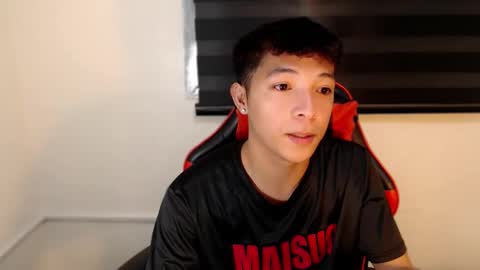 Snapshot of urhotethanxx chatting on 5, 11, 2025 Ethan online show from 5, 11, 2025