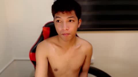 Snapshot of urhotethanxx chatting on 18, 11, 2025 Ethan online show from 18, 11, 2025