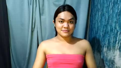 Snapshot of urhottie_bella chatting on 25, 7, 2026 urhottie_bella online show from 25, 7, 2026