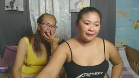 urhotvivian11 online show from 4, 11, 2025