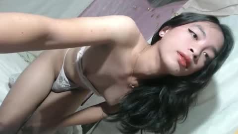 Snapshot of urlovely_ariana chatting on 29, 4, 2026 Ariana online show from 29, 4, 2026