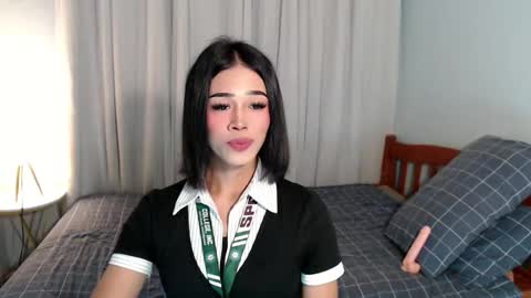 urlovely_jemma online show from 20, 5, 2026