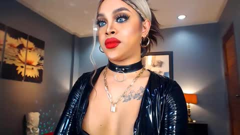 UrMajestyTyra online show from 26, 12, 2024