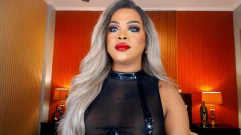 Snapshot of urmajestytyra chatting on 13, 7, 2026 UrMajestyTyra online show from 13, 7, 2026