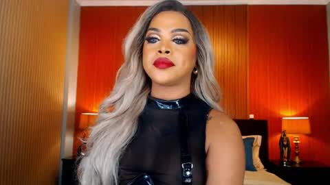 Snapshot of urmajestytyra chatting on 14, 7, 2026 UrMajestyTyra online show from 14, 7, 2026