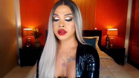 Snapshot of urmajestytyra chatting on 17, 7, 2026 UrMajestyTyra online show from 17, 7, 2026