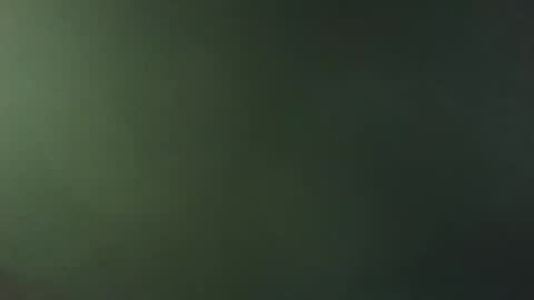 queen julia not into CHEAPGUY online show from 4, 4, 2026