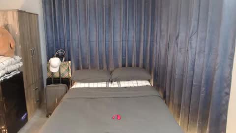 Mel online show from 25, 1, 2025