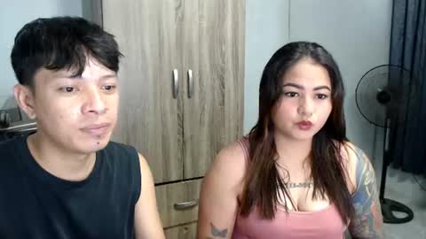 Snapshot of urpinoyasianx chatting on 16, 7, 2026 Mel online show from 16, 7, 2026