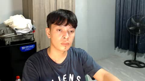 Snapshot of urpinoyasianx chatting on 18, 7, 2026 Mel online show from 18, 7, 2026