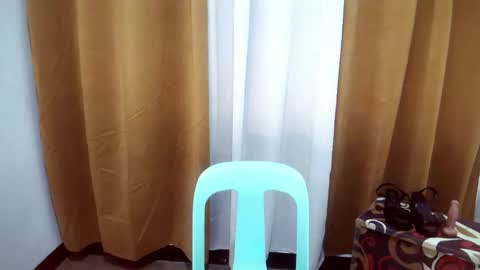 ursangredeia online show from 3, 12, 2025