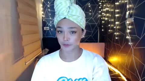 TYRA online show from 27, 10, 2025