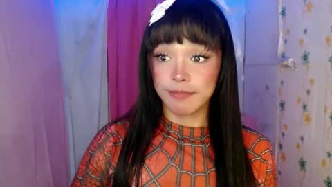 TYRA online show from 8, 4, 2026