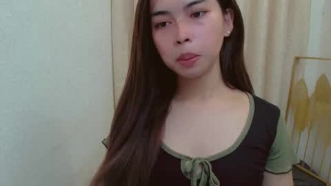 Snapshot of urslutty_jasmine chatting on 27, 5, 2026 jasmine online show from 27, 5, 2026