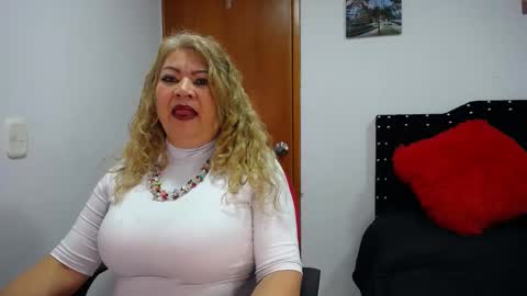 Snapshot of ursulawhite69 chatting on 26, 1, 2025 Eveling Blanco online show from 26, 1, 2025