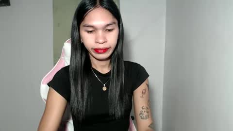ursweet_zeviixx online show from 17, 11, 2025