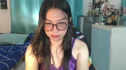 Snapshot of urwetasianprincessxx chatting on 20, 5, 2026 Ashley Kate Mateo Gray online show from 20, 5, 2026