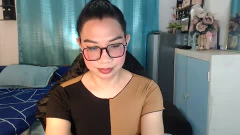 Ashley Kate Mateo Gray online show from 8, 7, 2026