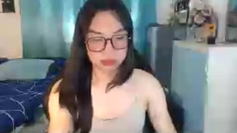 Ashley Kate Mateo Gray online show from 10, 7, 2026