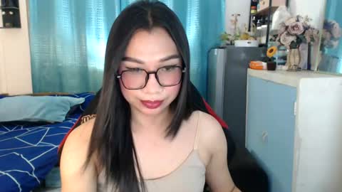 Ashley Kate Mateo Gray online show from 14, 7, 2026