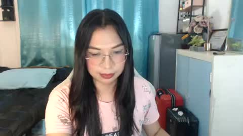 Ashley Kate Mateo Gray online show from 28, 7, 2026