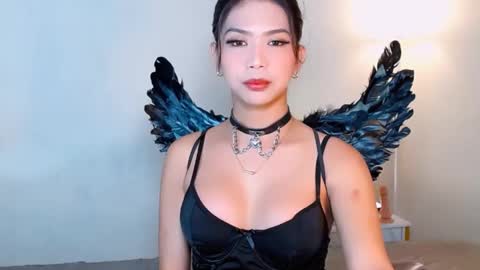 urwildest_margaret online show from 17, 1, 2026