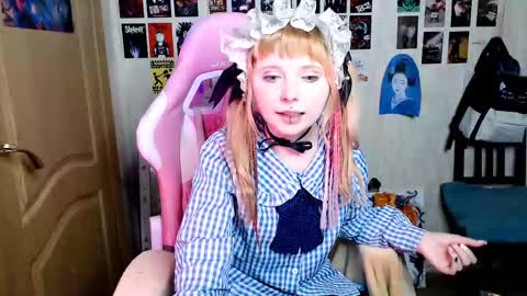 Snapshot of usagi_blush chatting on 29, 9, 2025 Usagi Blush online show from 29, 9, 2025