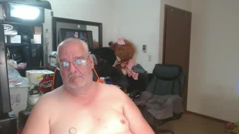 Snapshot of usgoober chatting on 19, 5, 2026 Eric online show from 19, 5, 2026