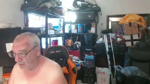 Snapshot of usgoober chatting on 28, 5, 2026 Eric online show from 28, 5, 2026