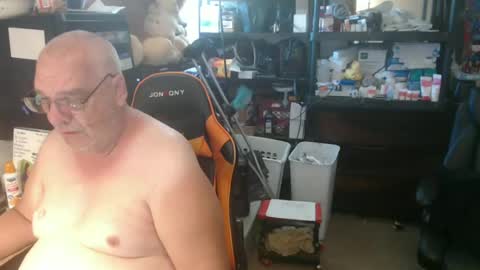 Snapshot of usgoober chatting on 12, 6, 2026 Eric online show from 12, 6, 2026