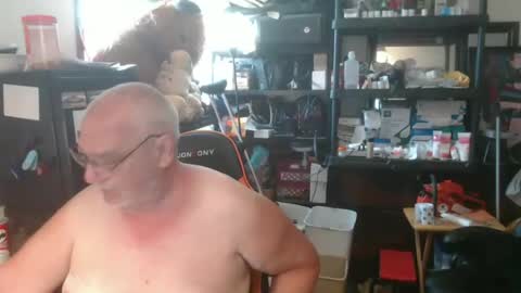 Snapshot of usgoober chatting on 18, 6, 2026 Eric online show from 18, 6, 2026
