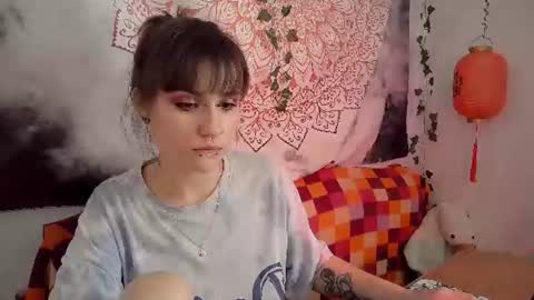 Snapshot of uwujudyosas chatting on 22, 7, 2026 Judy online show from 22, 7, 2026