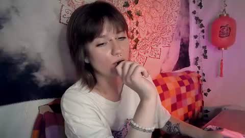 Snapshot of uwujudyosas chatting on 31, 7, 2026 Judy online show from 31, 7, 2026