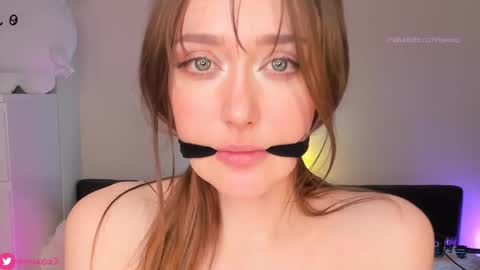 Snapshot of uwuxo chatting on 11, 12, 2024 Romy online show from 11, 12, 2024