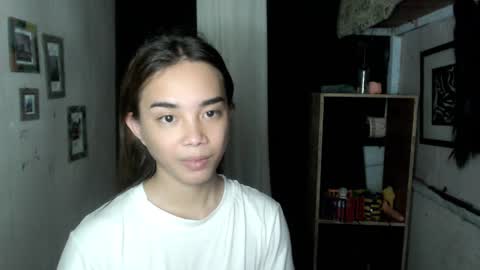 Snapshot of uxie_mew chatting on 23, 10, 2025 Ahn Chiyo online show from 23, 10, 2025